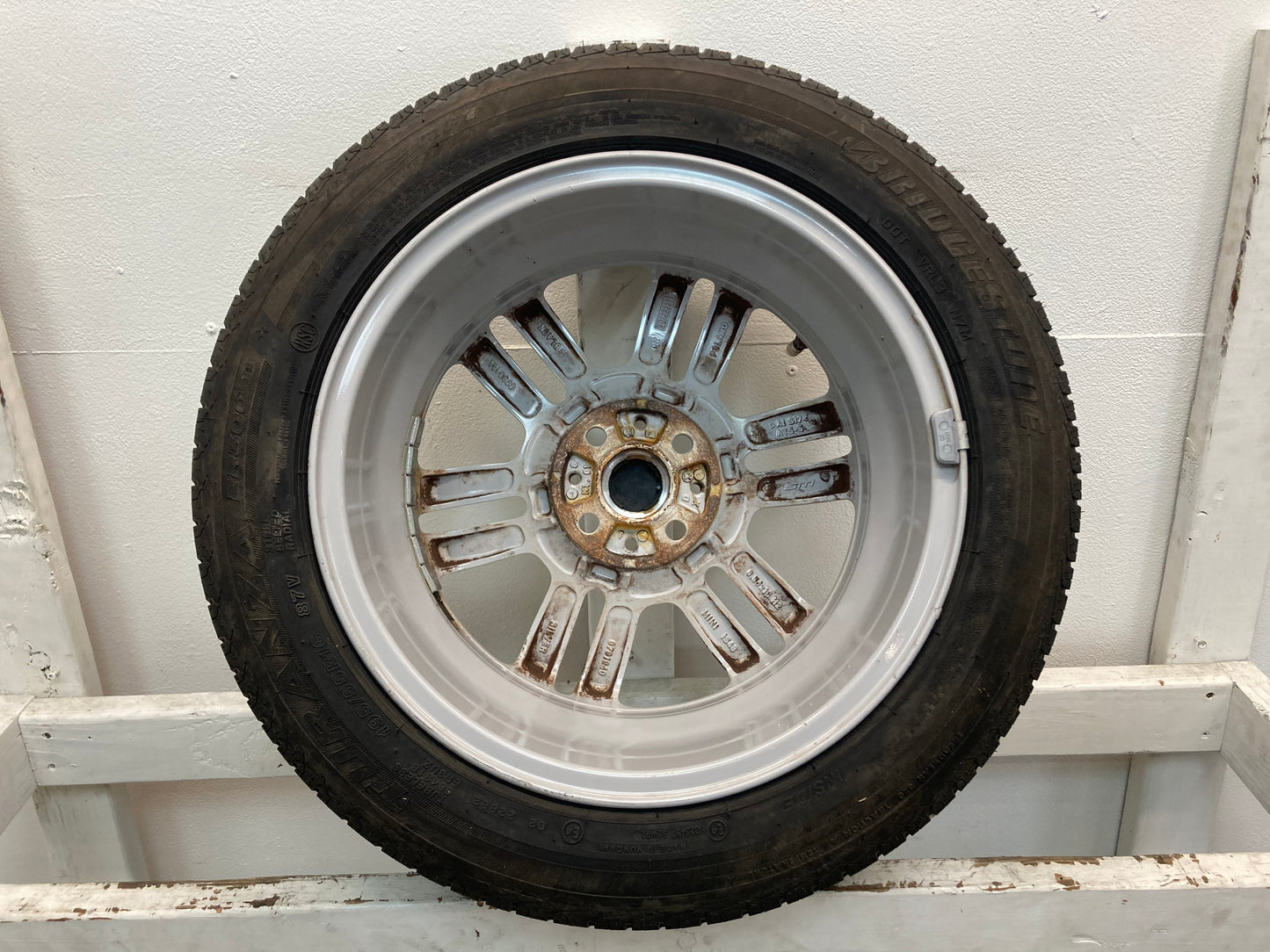 Mini Cooper 6-Star Twin Spoke Wheels R119 Silver 36116791940 02-15 507