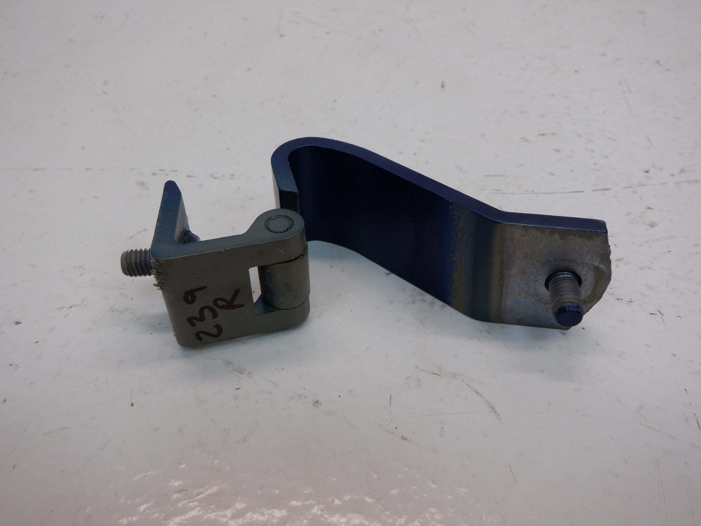 Mini Cooper Lightning Blue Right Hatch Hinge 41622754282 07-13 R56