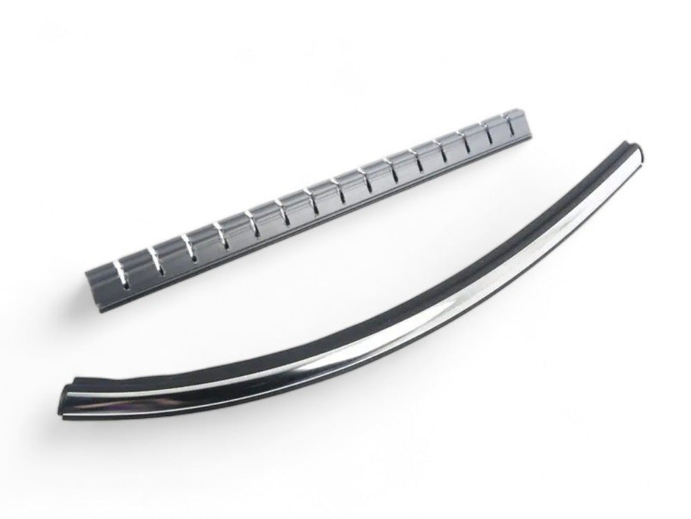 Mini Countryman Right Quarter Window Trim Strip and Mounting 