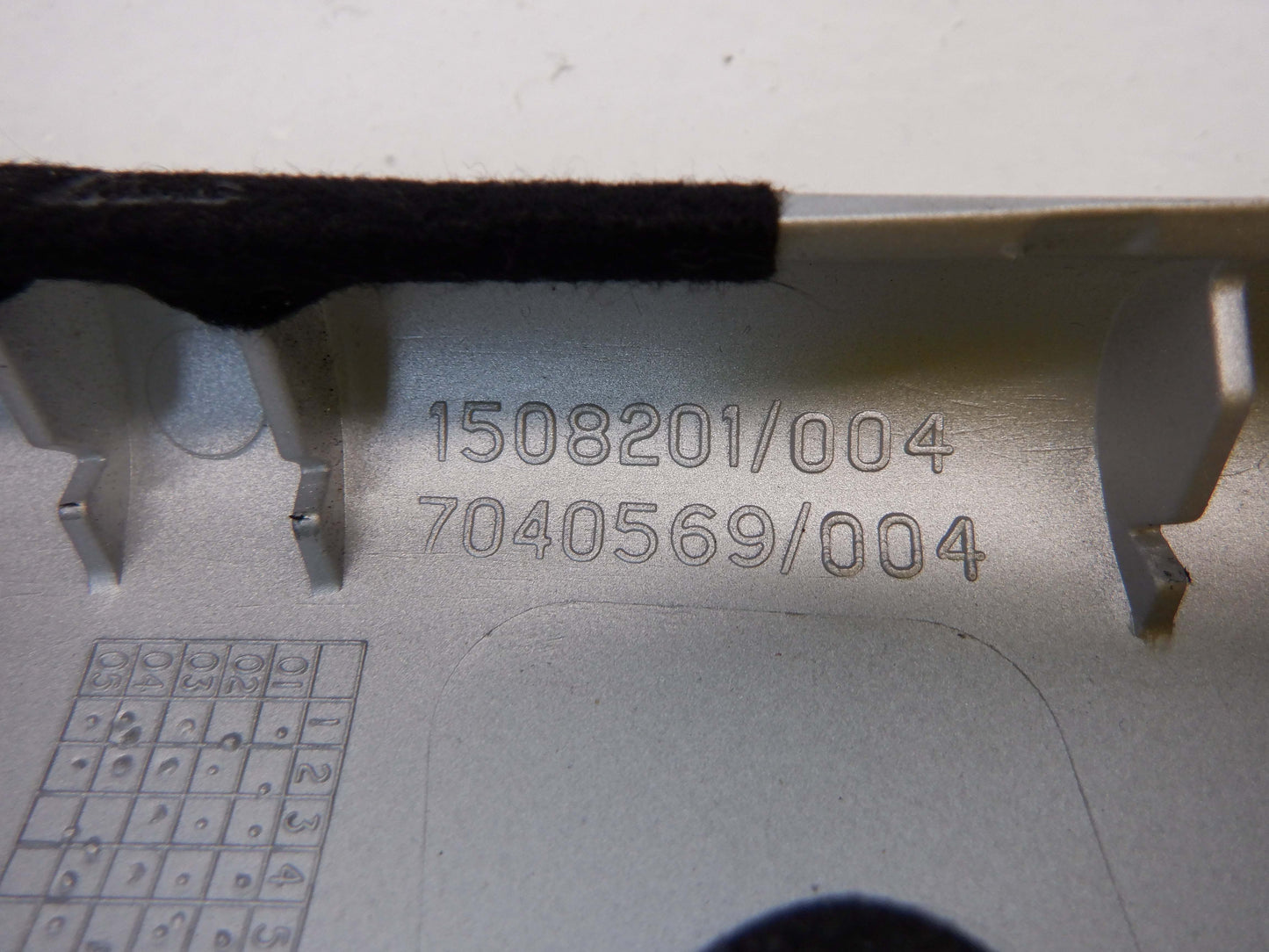 Mini Cooper Center Console Down Tube Pair Silver 02-08 R50 R52 R53 277