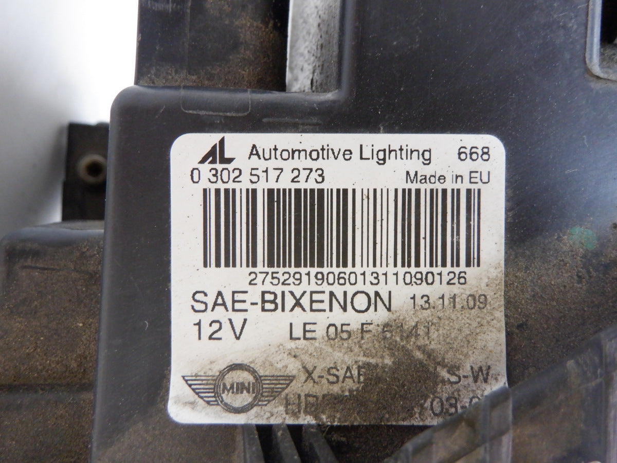 Mini Cooper Left Headlight Xenon w/ White Indicator 63127270025 07-15 R5x 284
