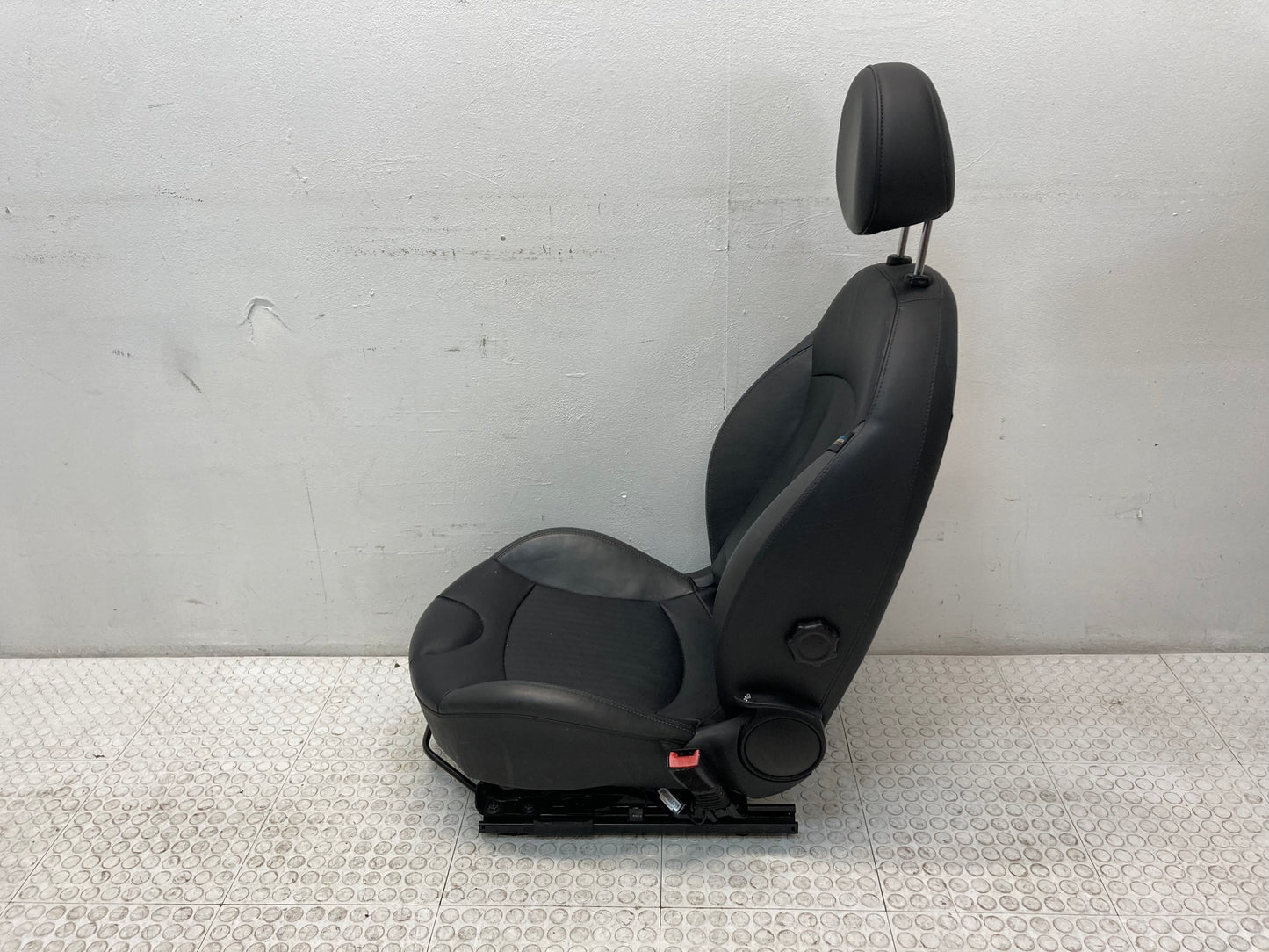 Mini Cooper Bayswater Edition Sport Seats Leather Punch Rocklike Anthracite T8N2 07-14 R56 R55