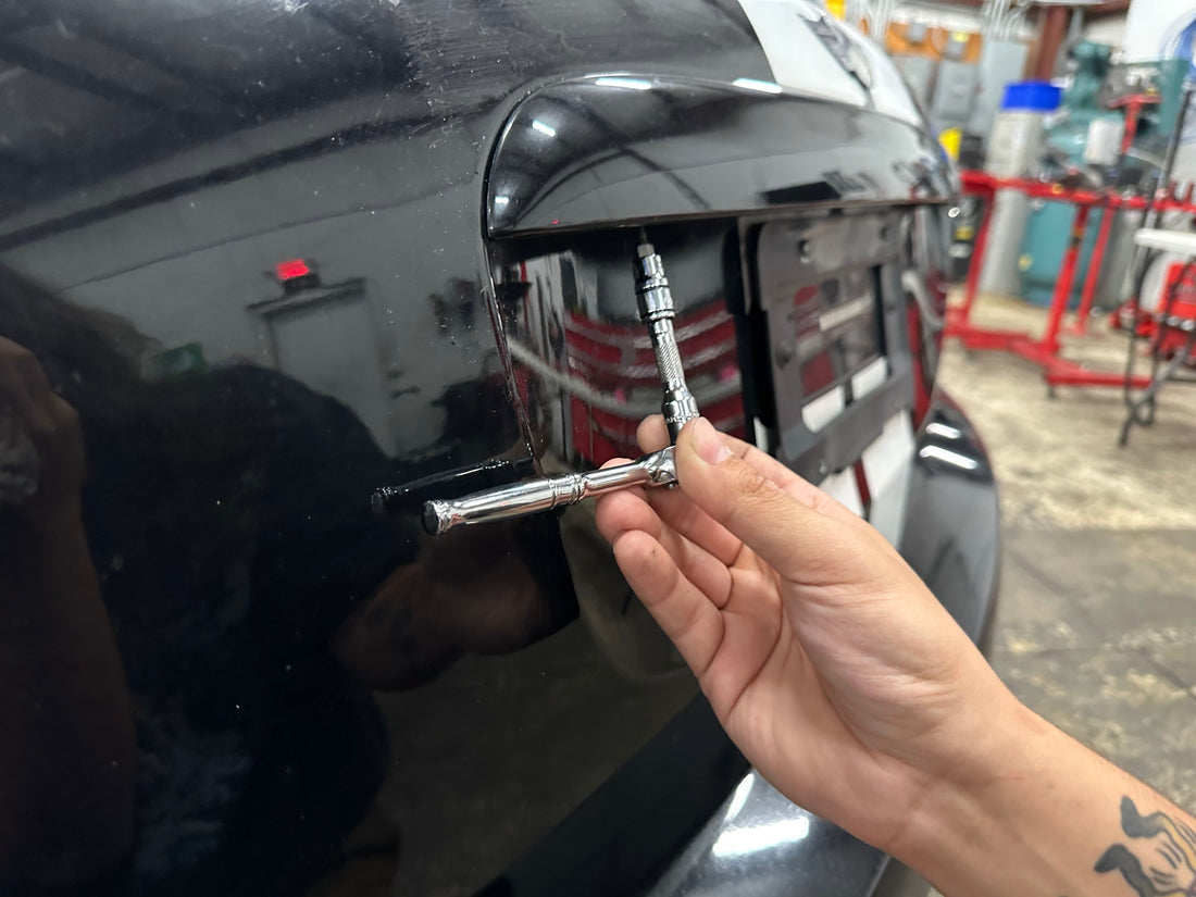 Guide: Replacement of Rubber Button Cover on Rear Hatch Handle for 2007-2015 Mini Coopers"