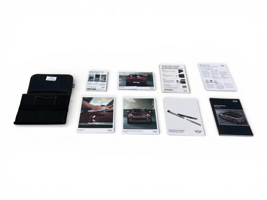 2017 Mini Cooper  Owner's Manual/Technical Literature & Case 01402974810 F54 532