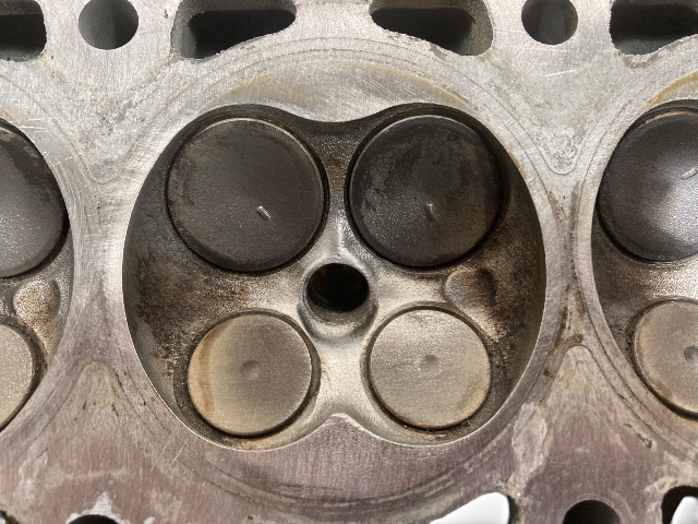 Mini Cooper S W11 Engine Cylinder Head 11127508536 2002-2008 R52 R53 548