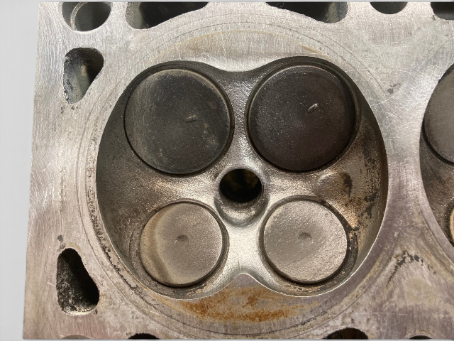Mini Cooper S W11 Engine Cylinder Head 11127508536 2002-2008 R52 R53 548