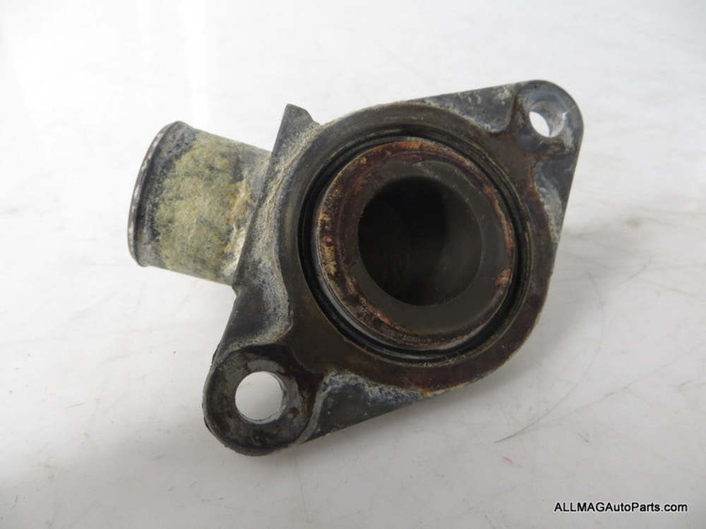 Mini Cooper Water Pump Flange Connector 11517829916 02-08 R50 R52