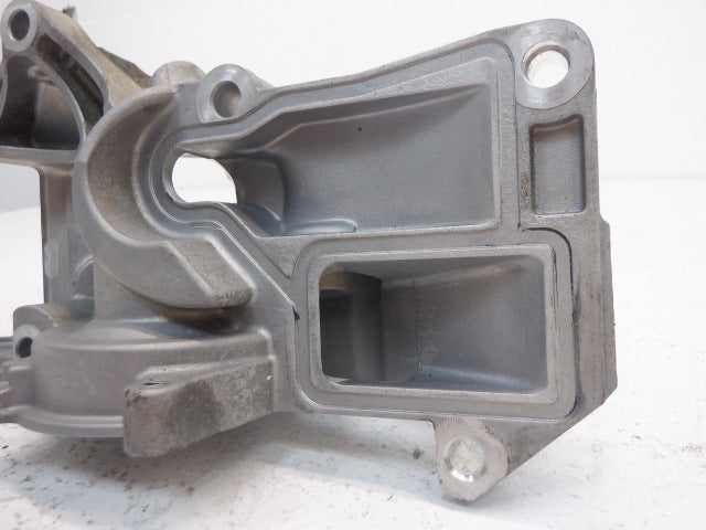 Mini Cooper Water Pump Housing Support 11518601366 14-22 F5x F60