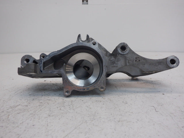 Mini Cooper Water Pump Housing Support 11518601366 14-22 F5x F60