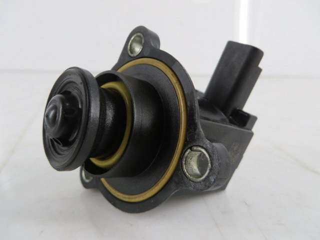 Mini Cooper Electric Diverter Valve OEM 11657593273 2007-2016 R5x R6x