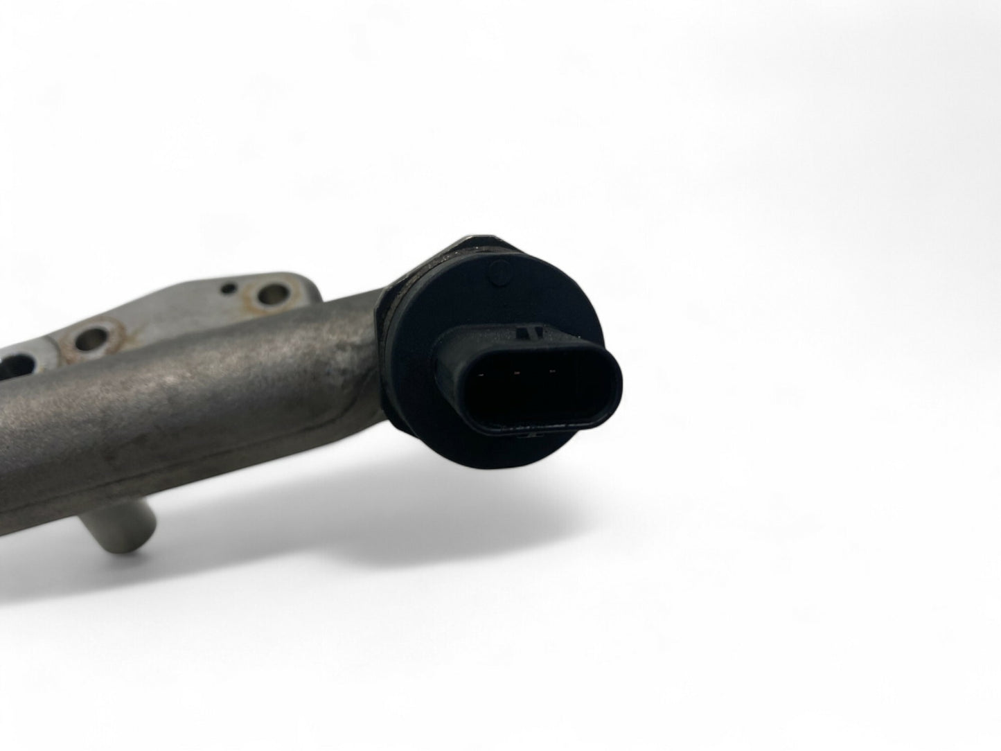 Mini Cooper S and JCW High Pressure Fuel Rail 13538665633 2020-2024 F5x F60