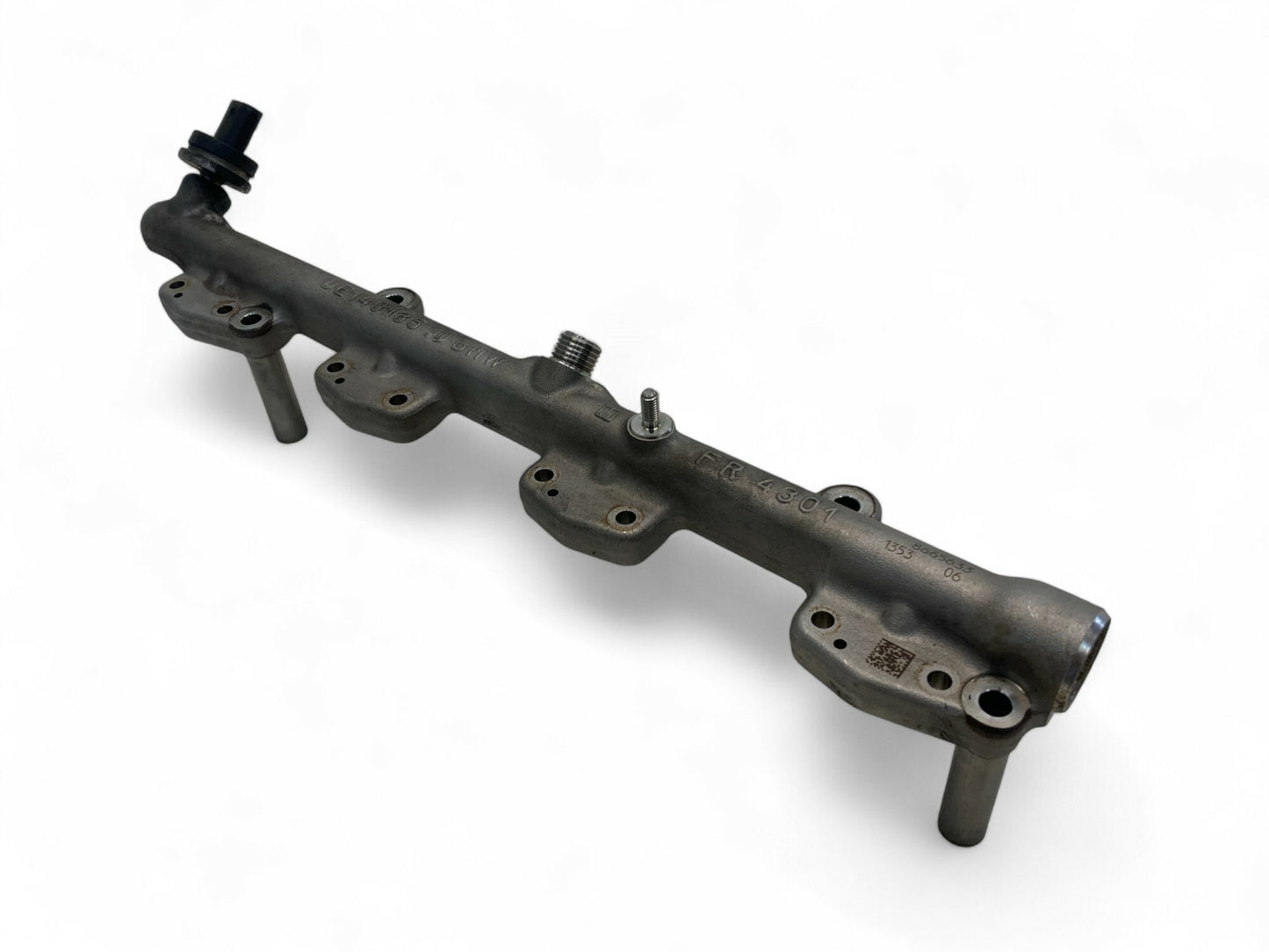 Mini Cooper S and JCW High Pressure Fuel Rail 13538665633 2020-2024 F5x F60