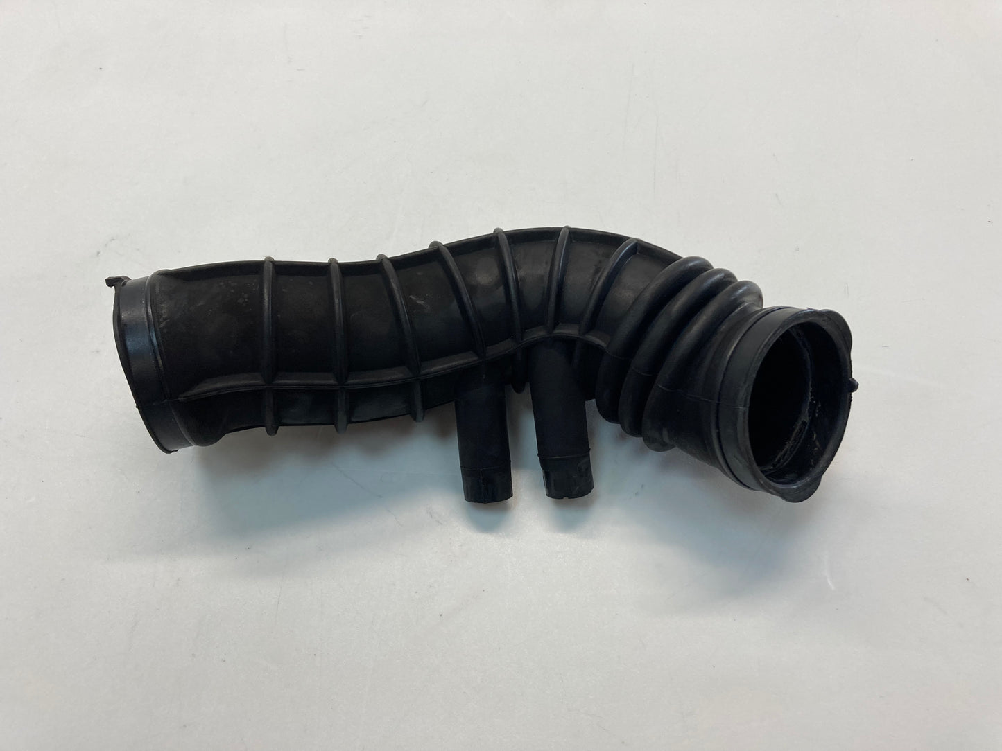 Mini Cooper S Automatic Intake Rubber Boot 13717552223 05-08 R52 R53 CLR53