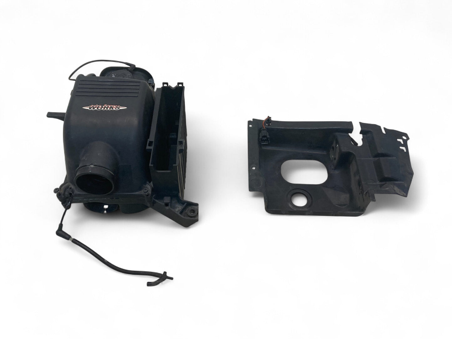 Mini Cooper S JCW Intake Air Box OEM 13720391513 2002-2008 R53 R52 518