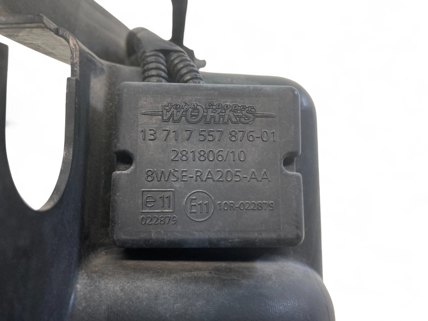 Mini Cooper S JCW Intake Air Box OEM 13720391513 2002-2008 R53 R52 518