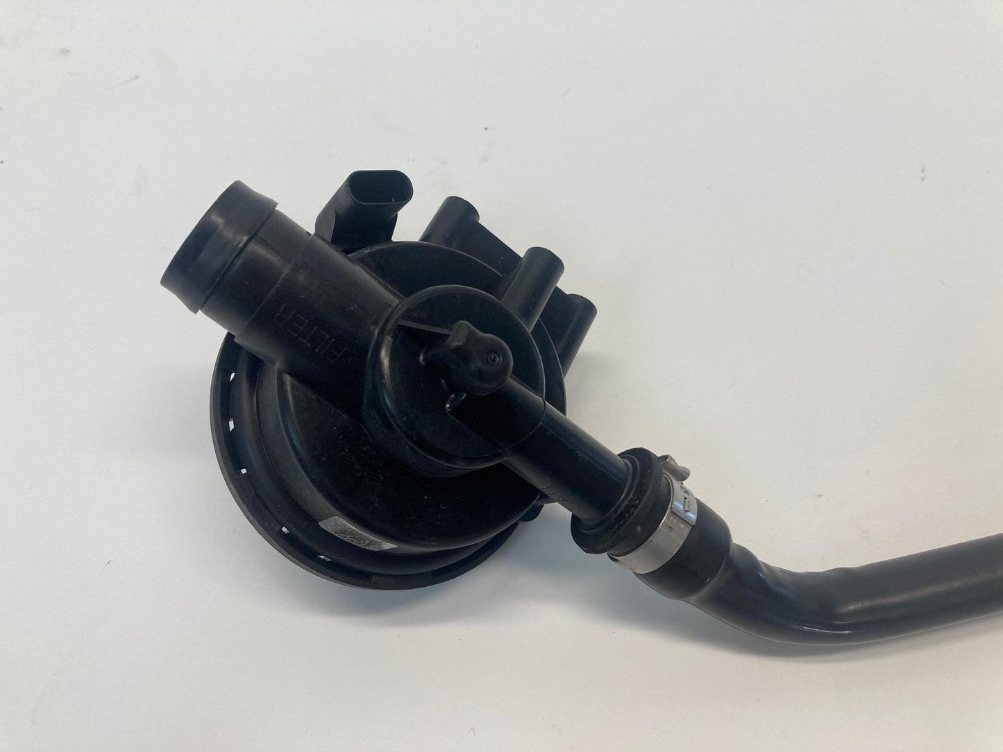 Mini Cooper Fuel Tank Vent Line with Leak Diagnosis Module 16137300677 F55