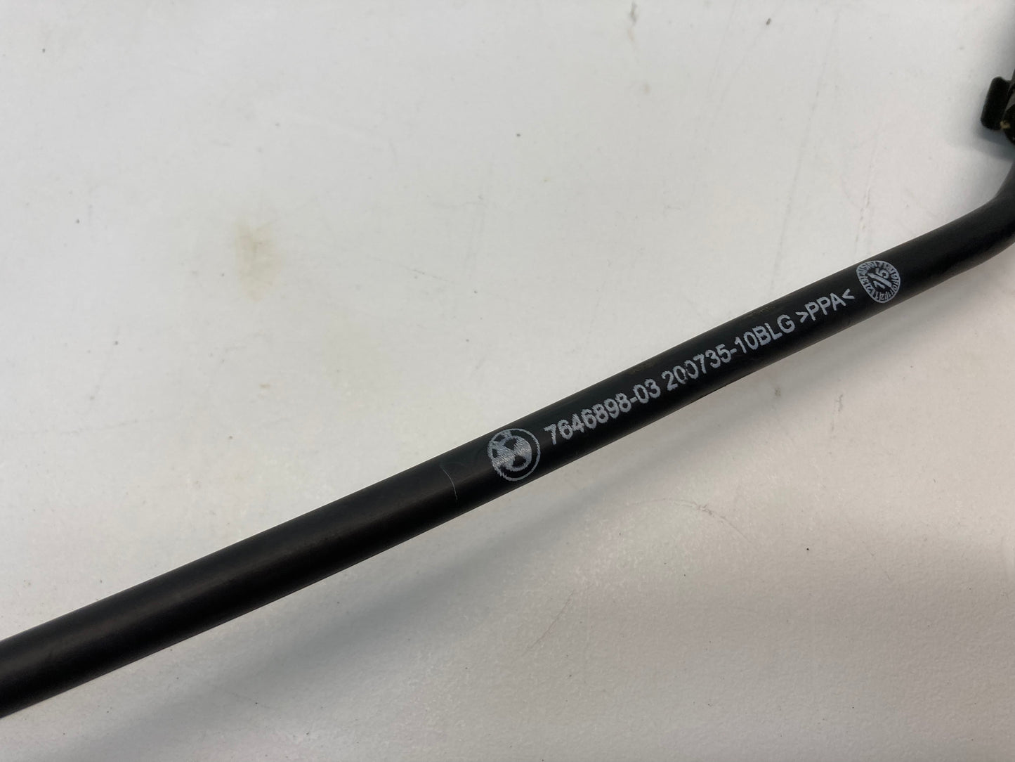 Mini Cooper S Coolant Pipe Expansion Tank Cylinder Head 17127646896 14-19 F5x F60