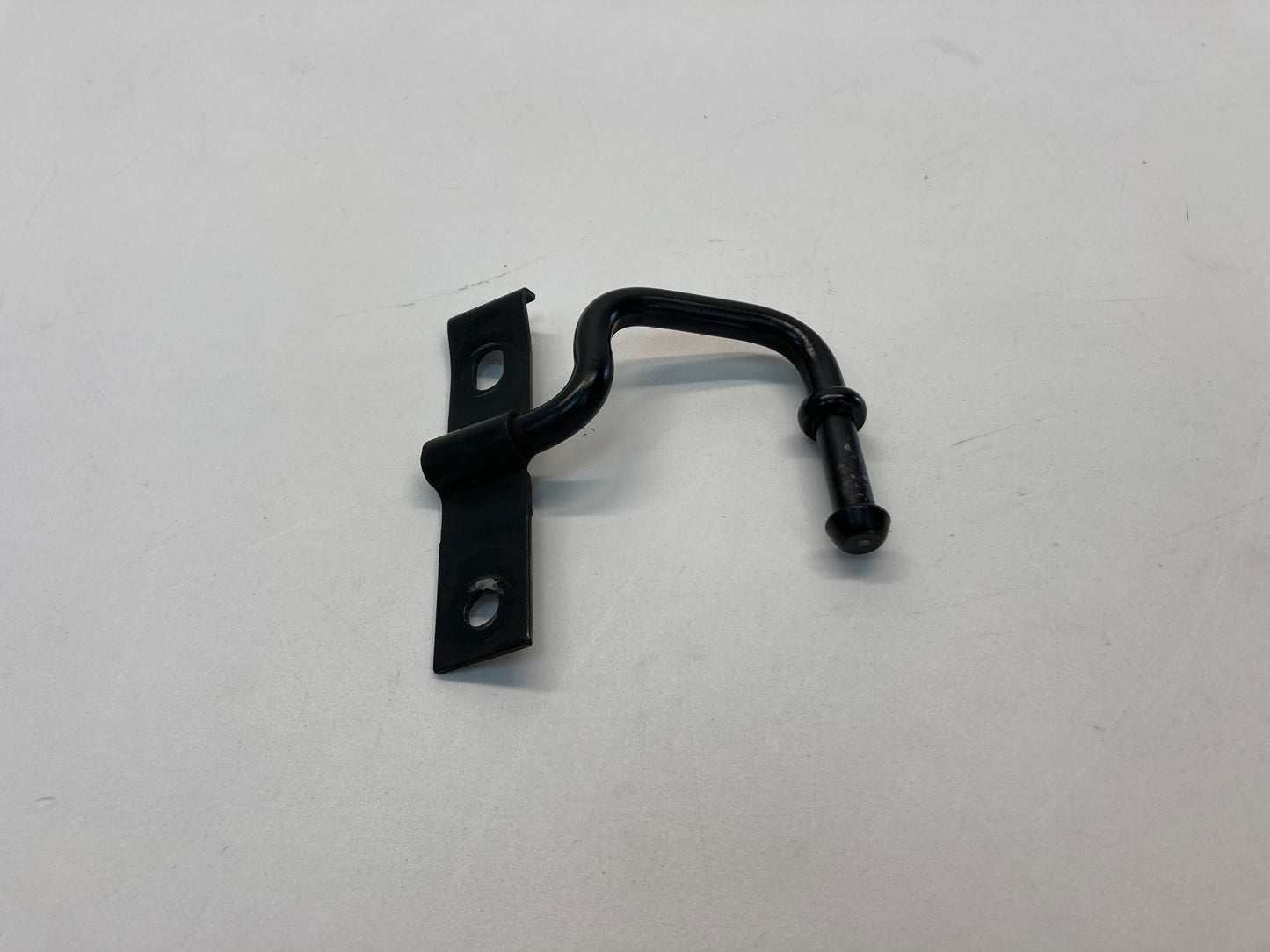 Mini Cooper S Left Rear Exhaust Supporting Bracket 18201493798 02-08 R52 R53