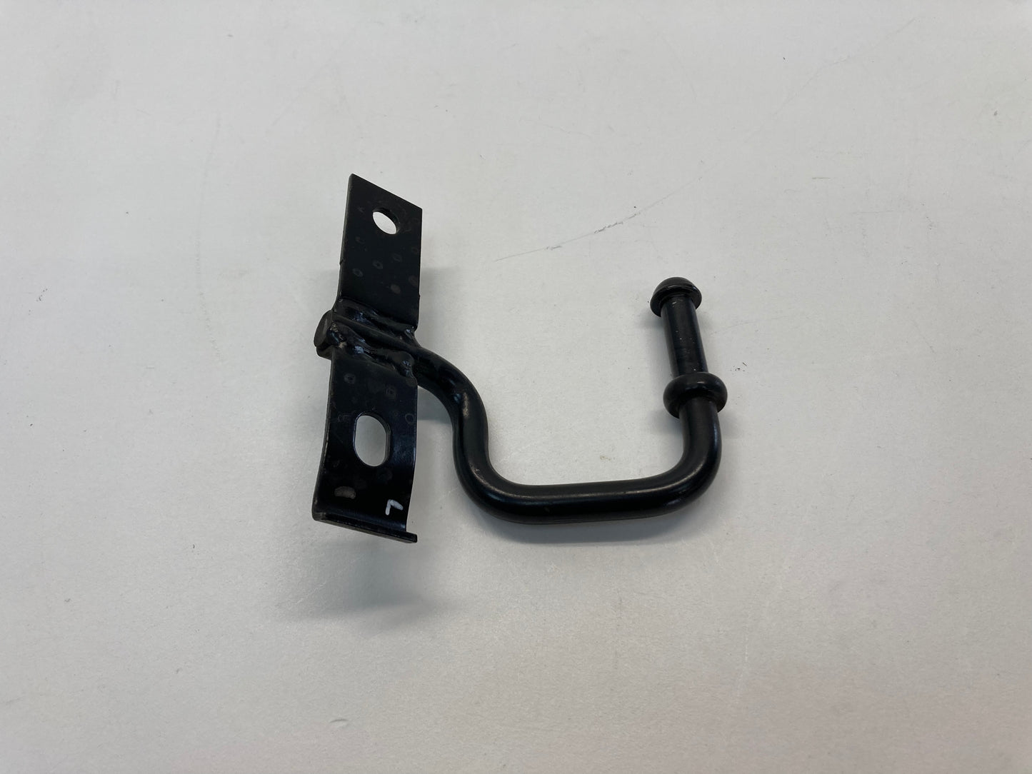 Mini Cooper S Left Rear Exhaust Supporting Bracket 18201493798 02-08 R52 R53
