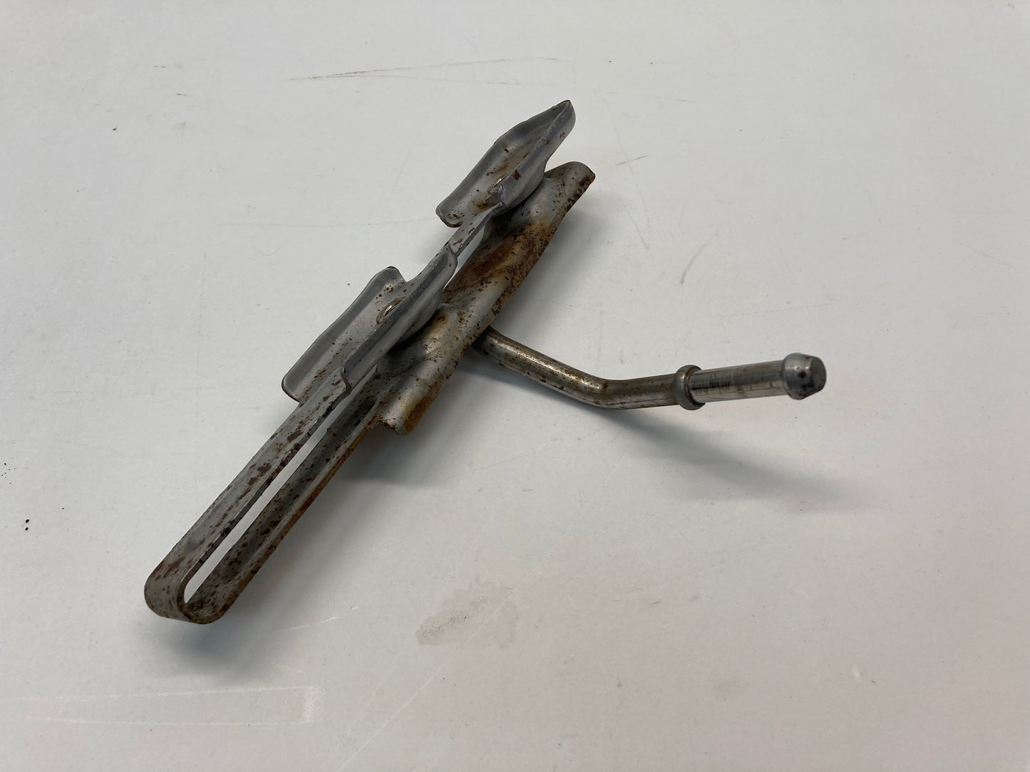 Mini Cooper S JCW Left Rear Muffler Exhaust Bracket 18302755167 07-15 R56 R57 R58 R59