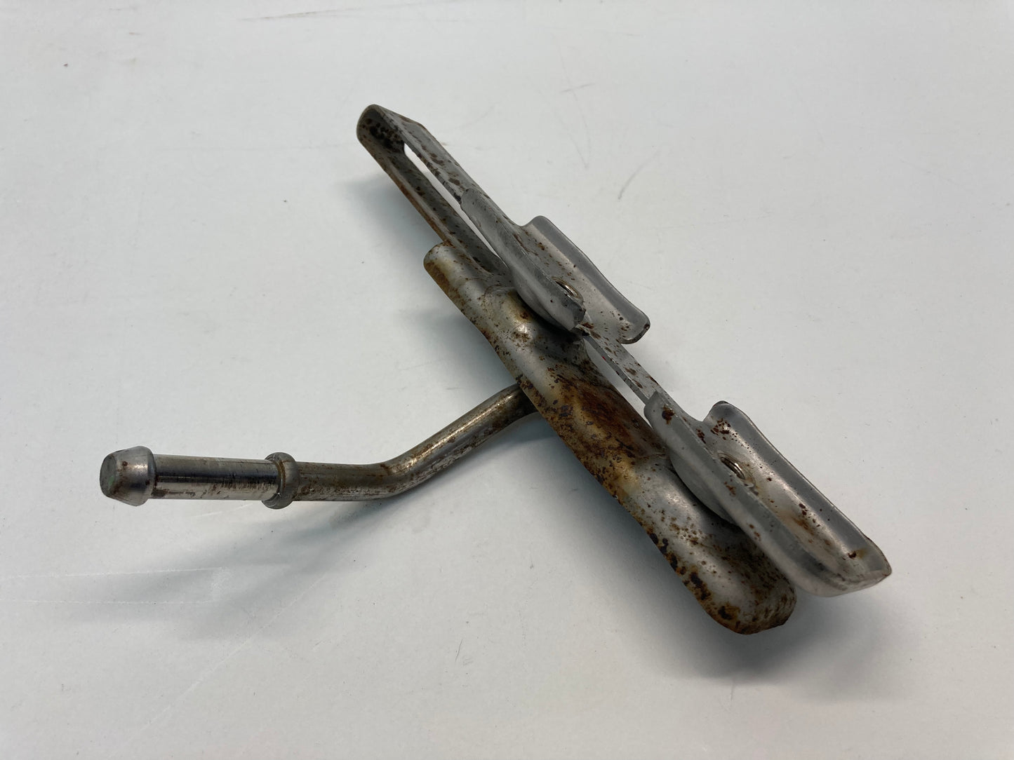 Mini Cooper S JCW Left Rear Muffler Exhaust Bracket 18302755167 07-15 R56 R57 R58 R59