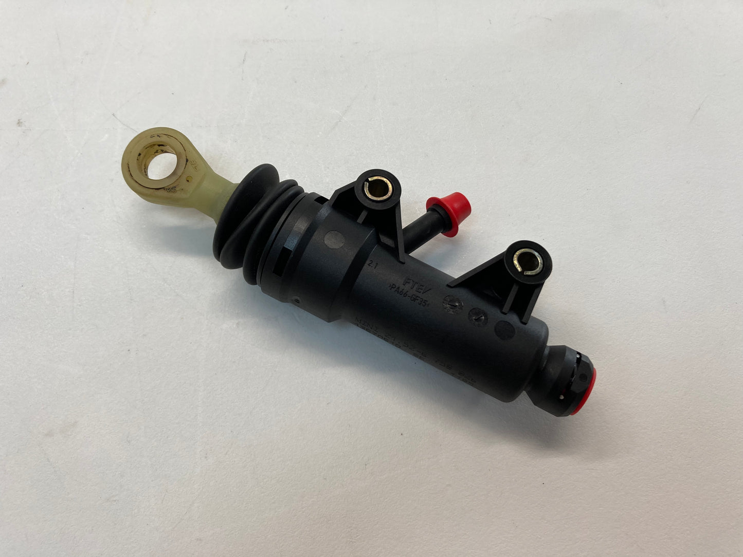 Mini Cooper Clutch Master Cylinder OEM 21526774078 02-15 R5x