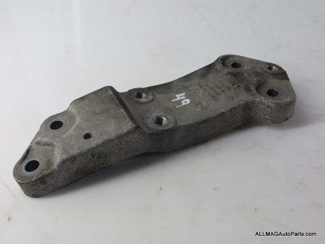 Mini Cooper S Automatic Transmission Support Mount Bracket 22326768206 05-08 R53