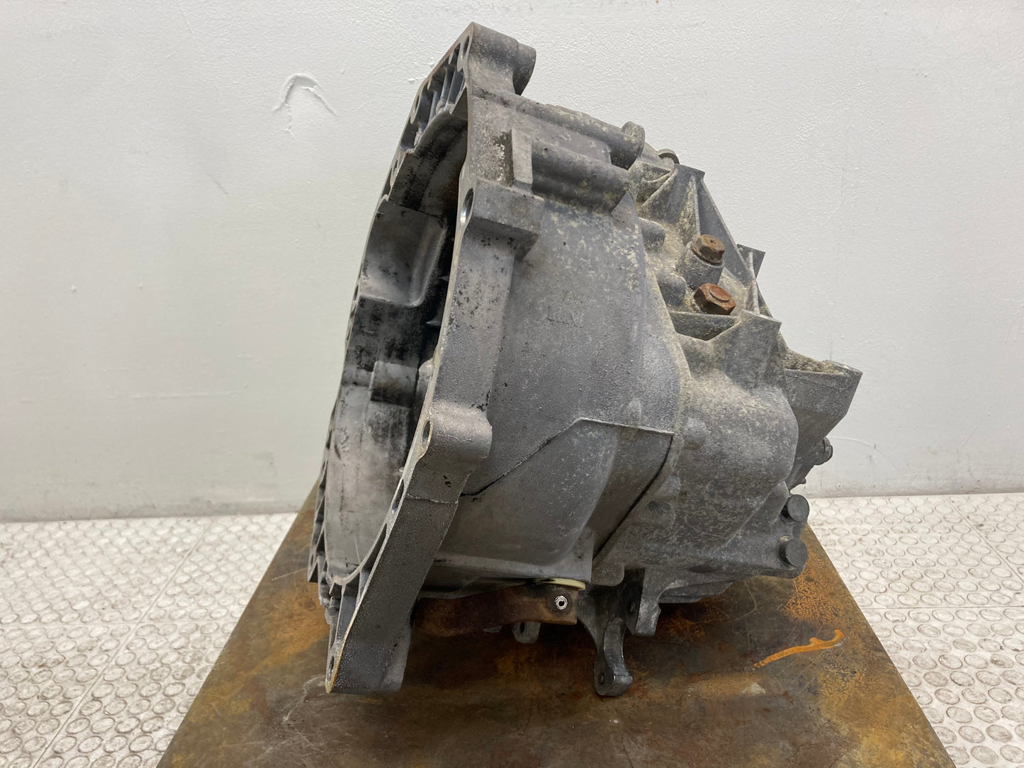 Mini Cooper S 6-Speed Manual Transmission with LSD 90k Miles 23007574848 05-08 R52 R53 425