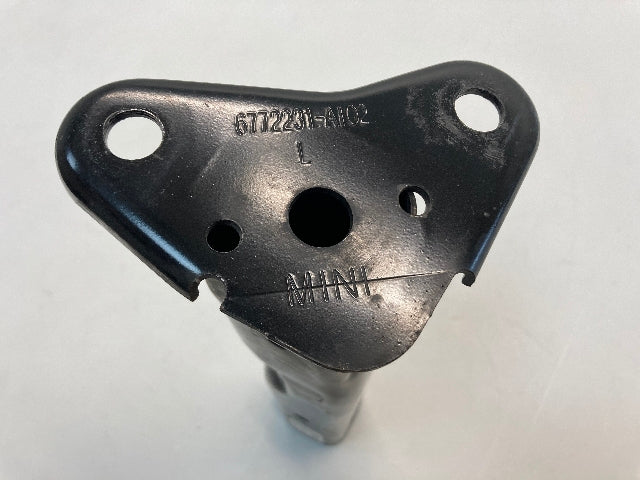 Mini Cooper Left Front Bumper Mount Bracket 31106772231 07-10 R55 R56 R57