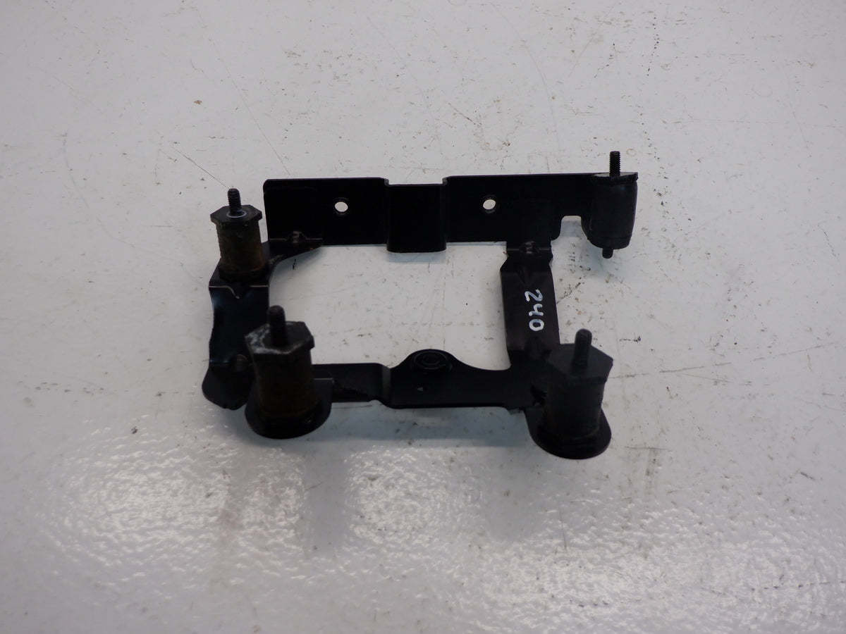 Mini Cooper Power Steering Pump Bracket 32416760252 02-08 R50 R52 R53