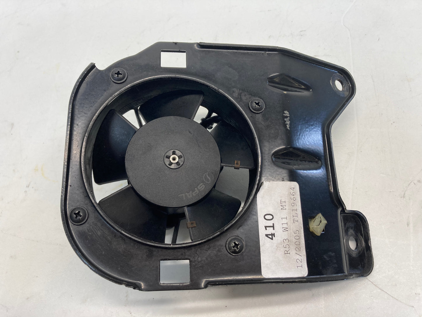 Mini Cooper Power Steering Pump Cooling Fan Without Grille 32416774609 02-08 R50 R52 R53