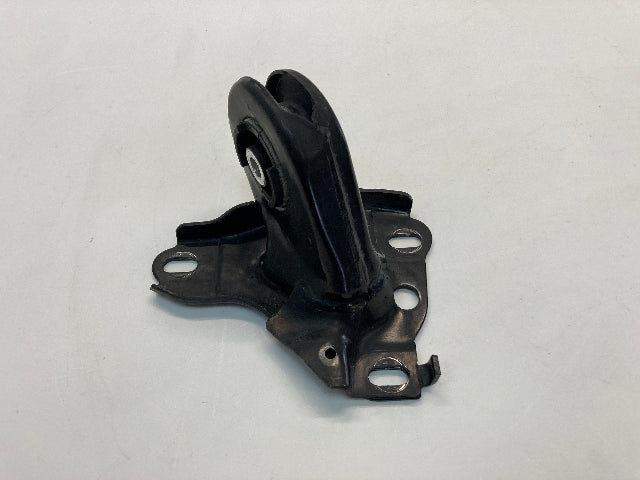 Mini Cooper Left Rear Trailing Arm Bracket 33306799089 07-15 R5x