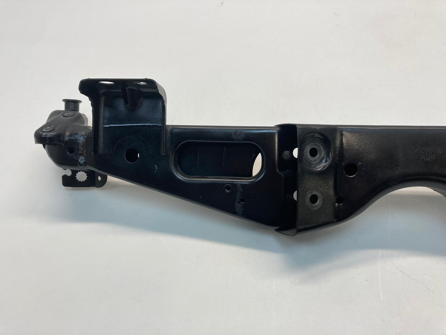 Mini Cooper Hatchback Rear Subframe Crossmember 33316764170 03-06 R50 R53
