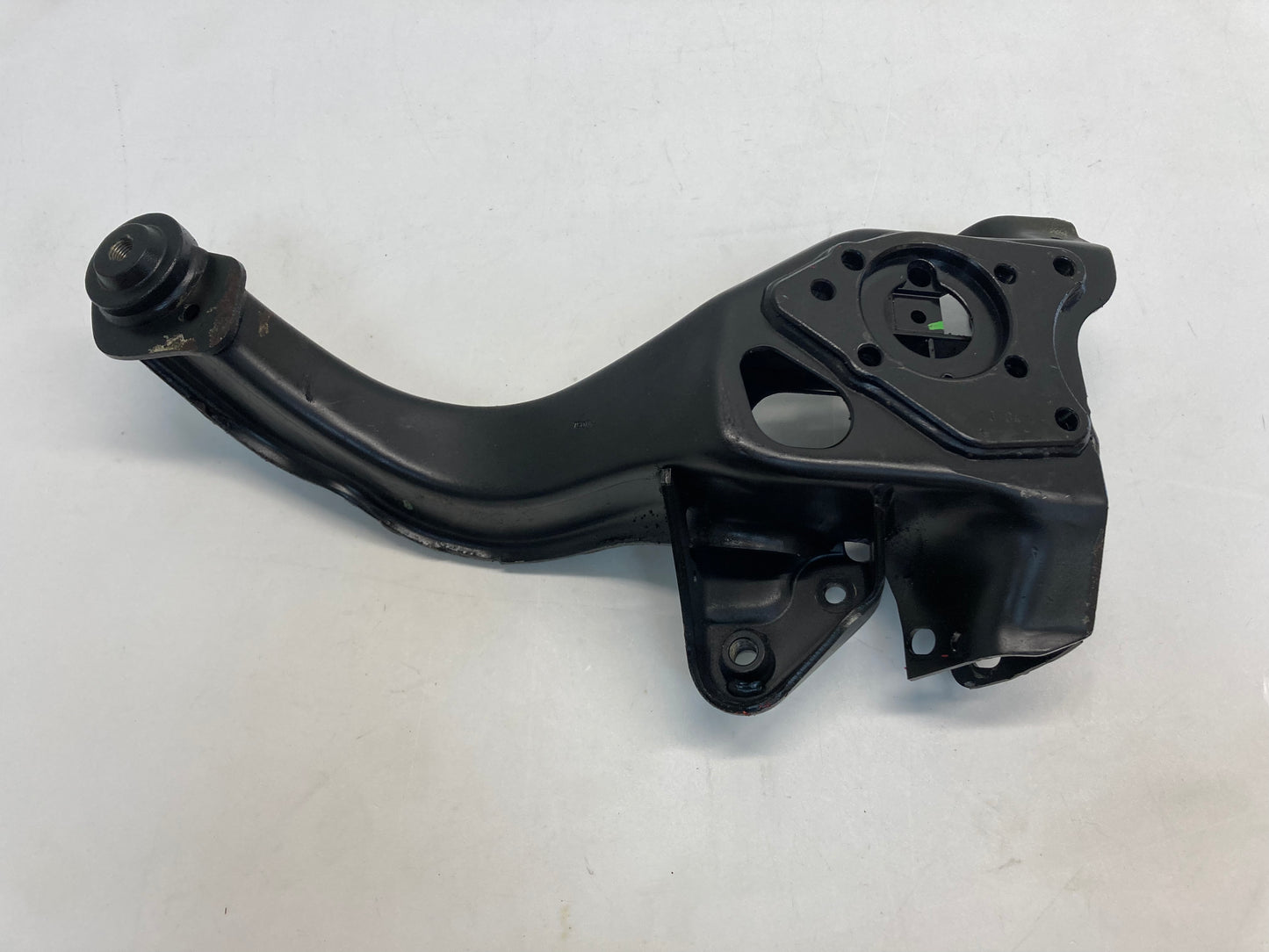 Mini Cooper Left Rear Trailing Arm 33326762037 03-05 R50 R53