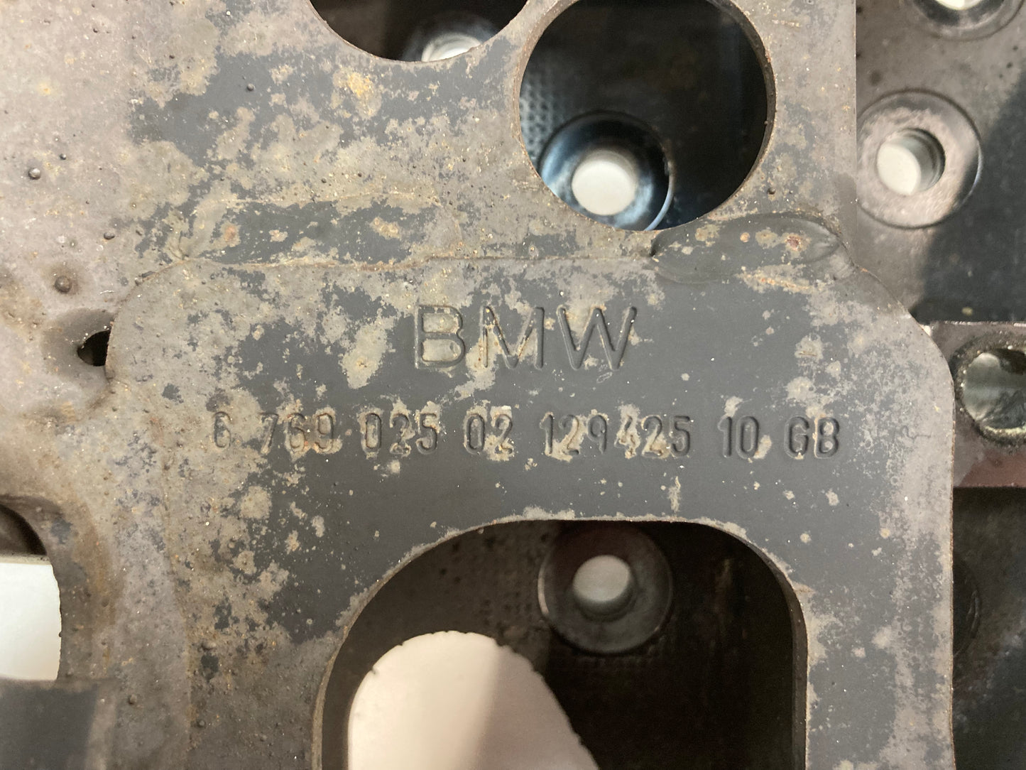 Mini Cooper Left Rear Trailing Arm 33326769025 05-08 R50 R52 R53 CLR52