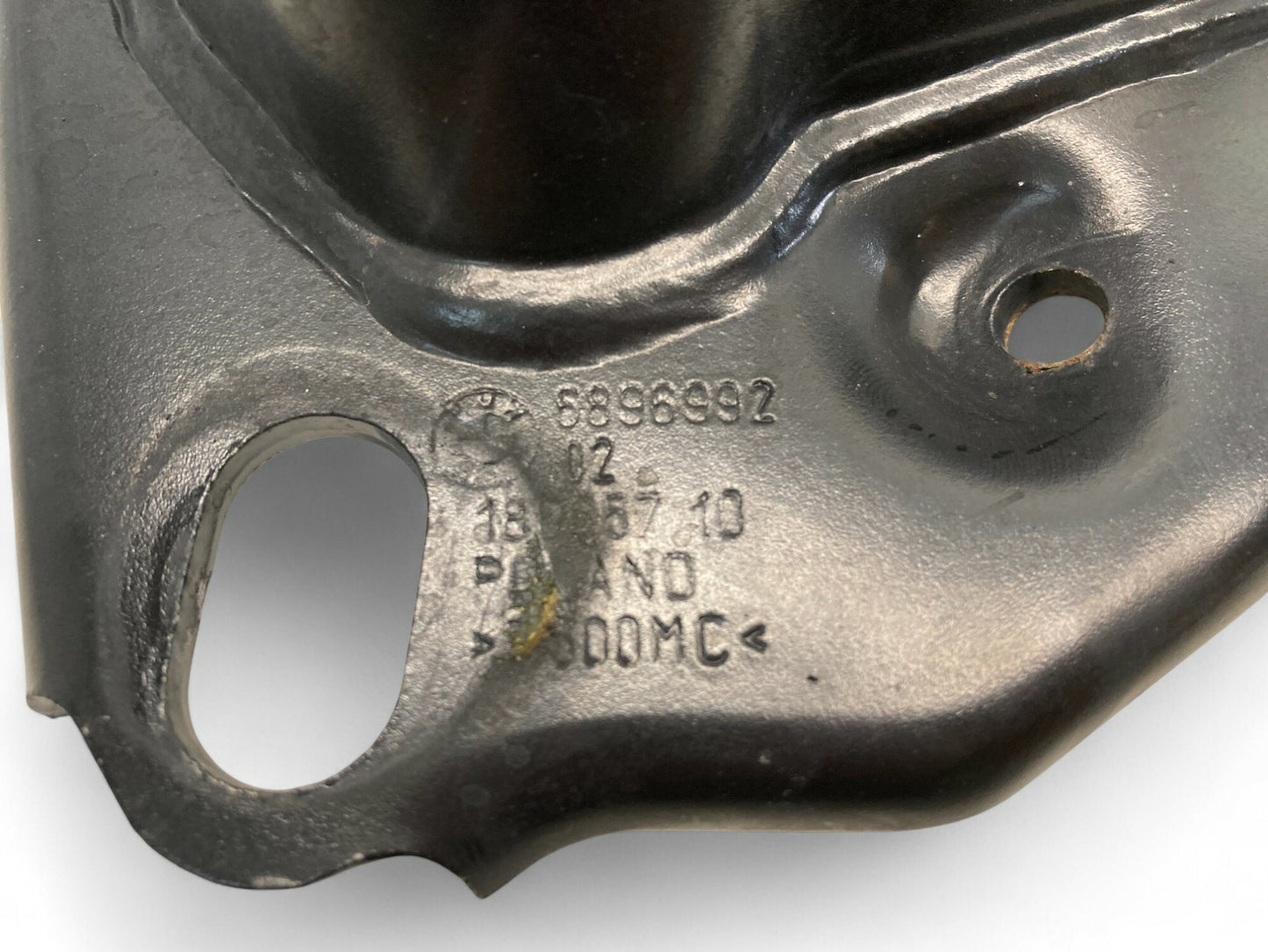 Mini Cooper Right Rear Trailing Arm Bracket 33326896992 14-25 F5x F60 U25