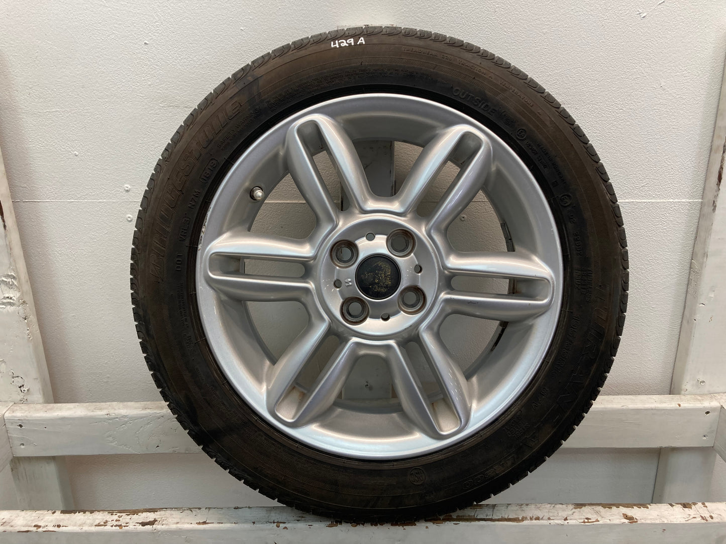 Mini Cooper 6-Star Twin Spoke Wheels R119 Silver 36116791940 02-15 507