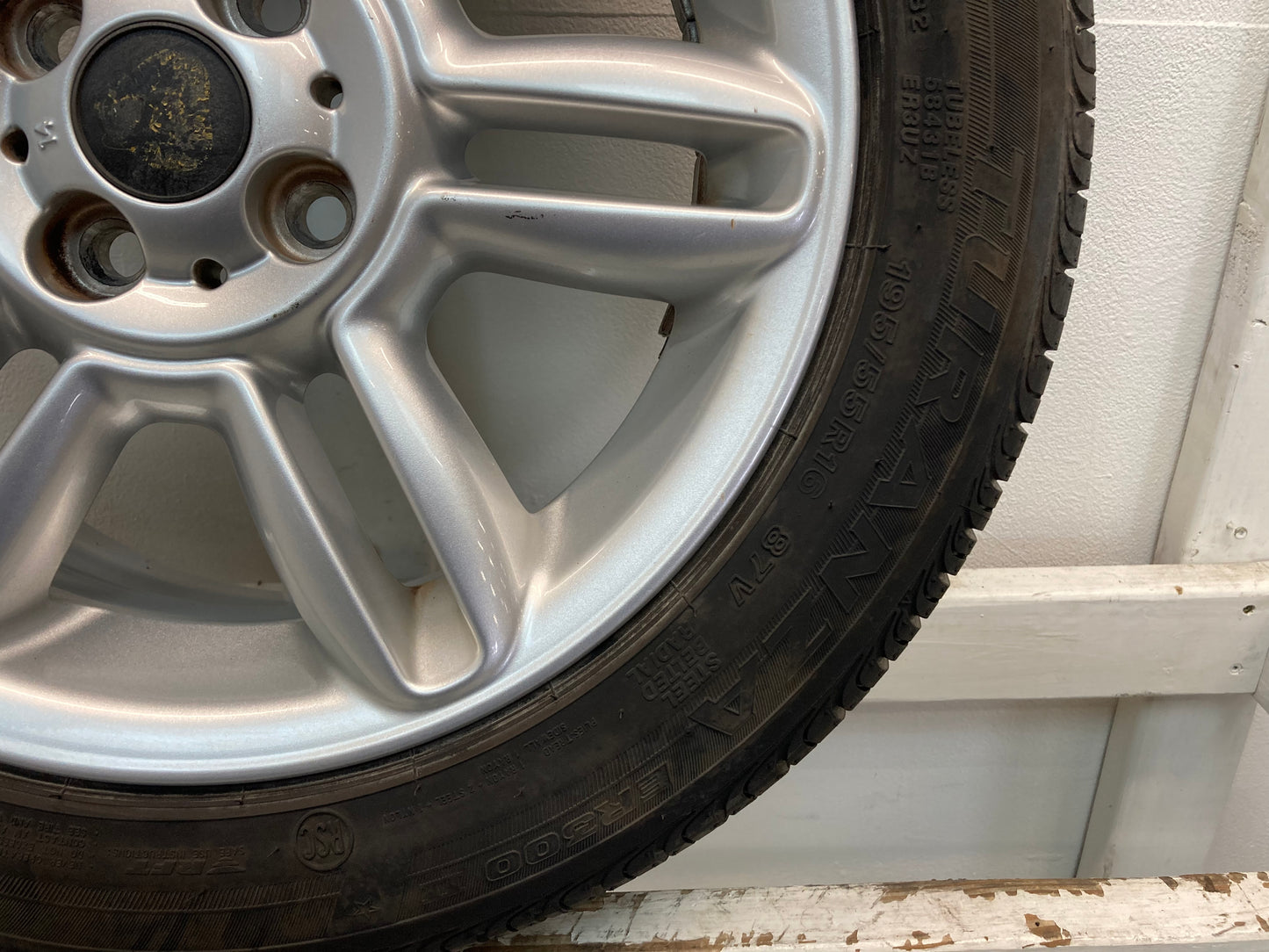 Mini Cooper 6-Star Twin Spoke Wheels R119 Silver 36116791940 02-15 507