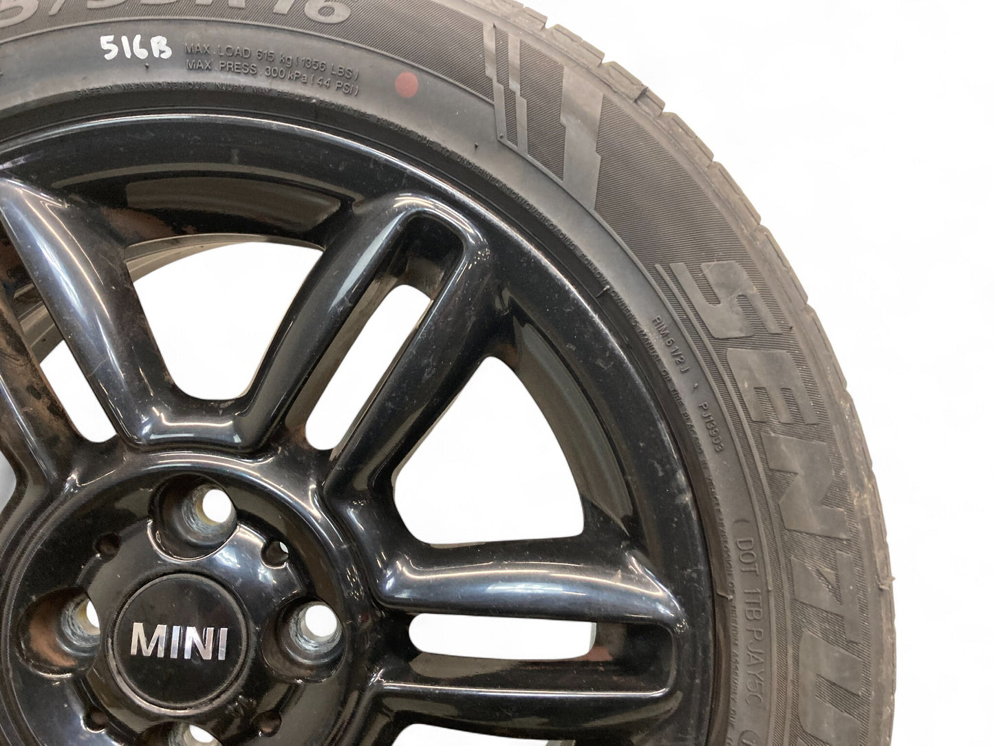 Mini Cooper 16" Black 6 Star Twin Spoke Wheels R119 36116856969 02-15 R5x 516