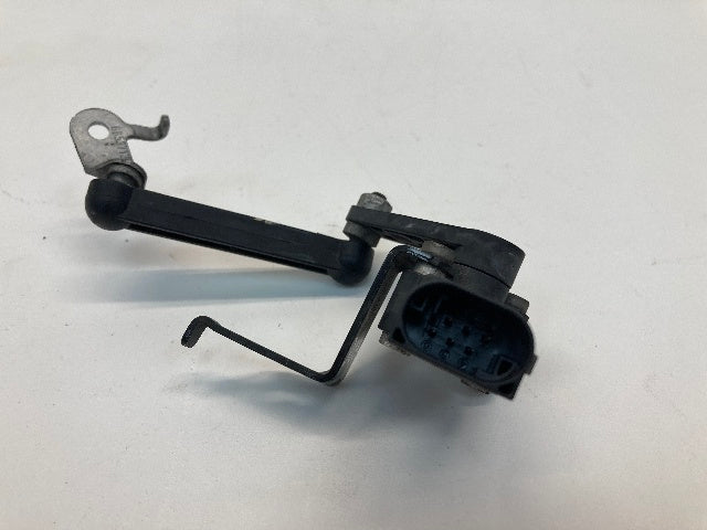 Mini Cooper Rear Level Sensor with Bracket 37146870200 37146853714 F5x F60