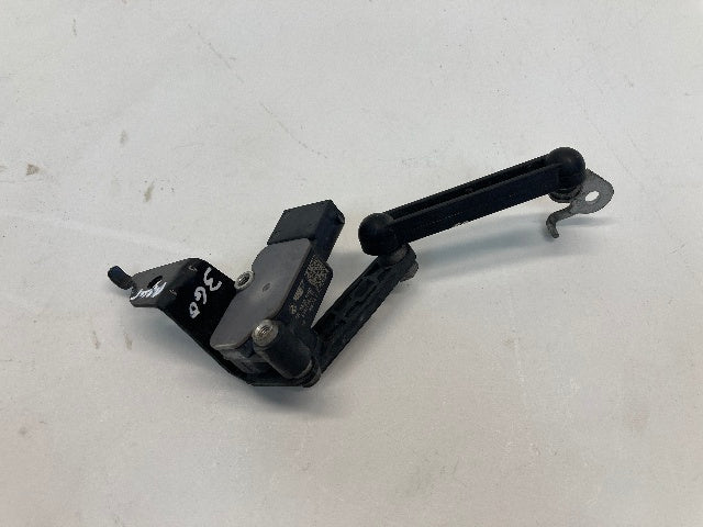 Mini Cooper Rear Level Sensor with Bracket 37146870200 37146853714 F5x F60