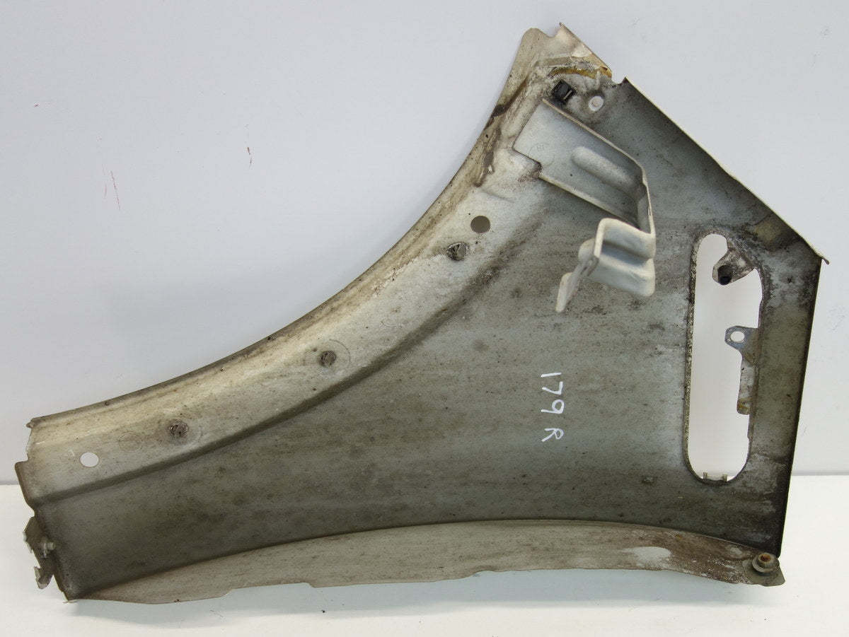 Mini Cooper Right Front Fender Pepper White 41217037438 02-08 R50 R52 R53 179