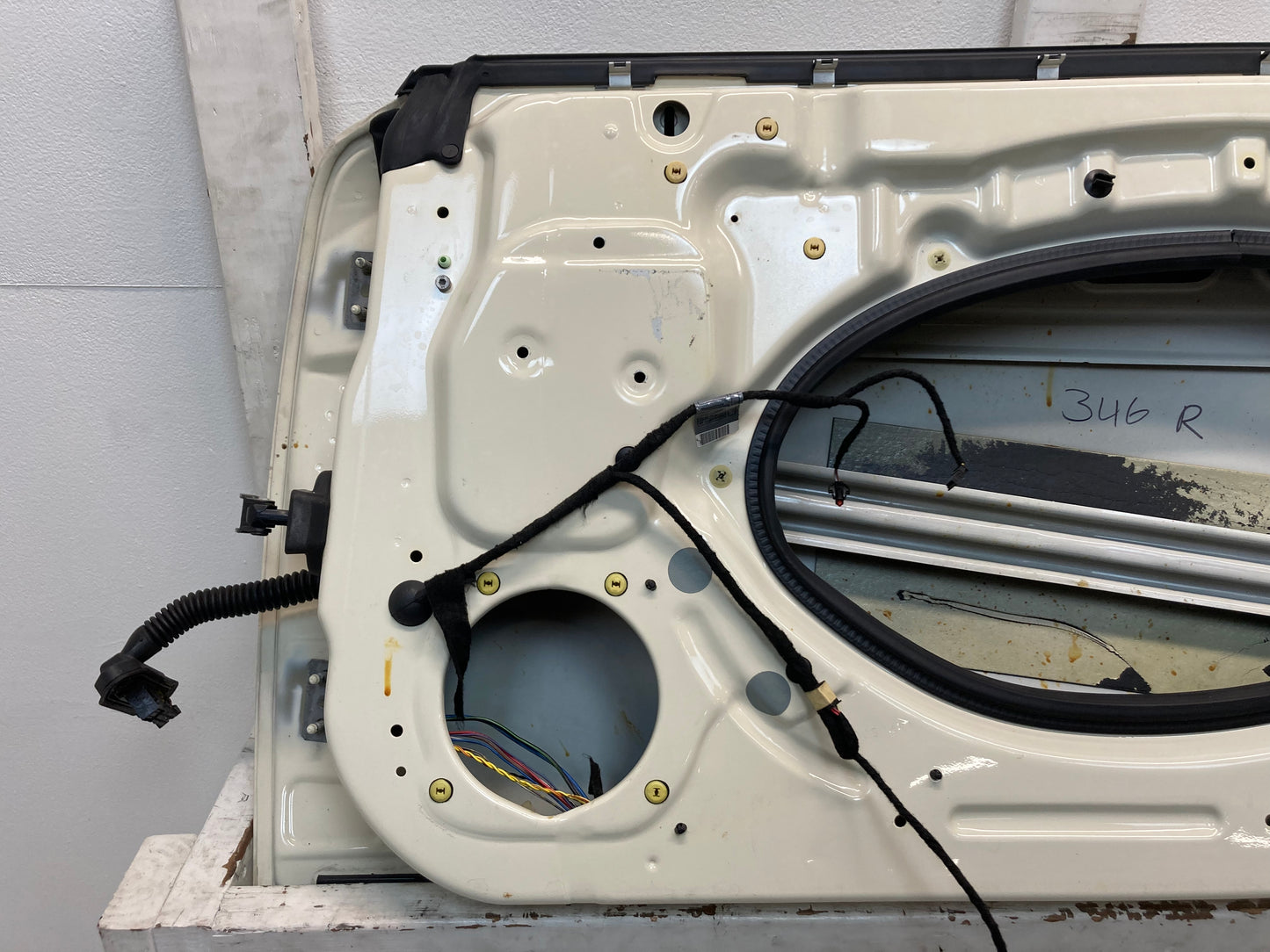 Mini Cooper Right Front Door Shell Pepper White 41517202912 02-08 R50 R52 R53 346