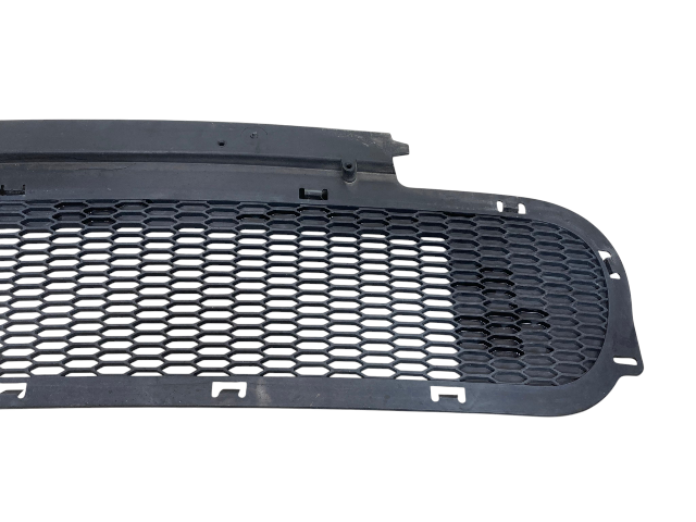 Mini Cooper S Front Bumper Air Intake Grille 51117068396 2002-2008 R52 R53 556