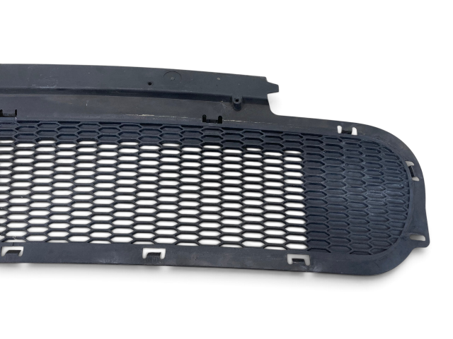 Mini Cooper S Front Bumper Air Intake Grille 51117068396 2002-2008 R52 R53 557