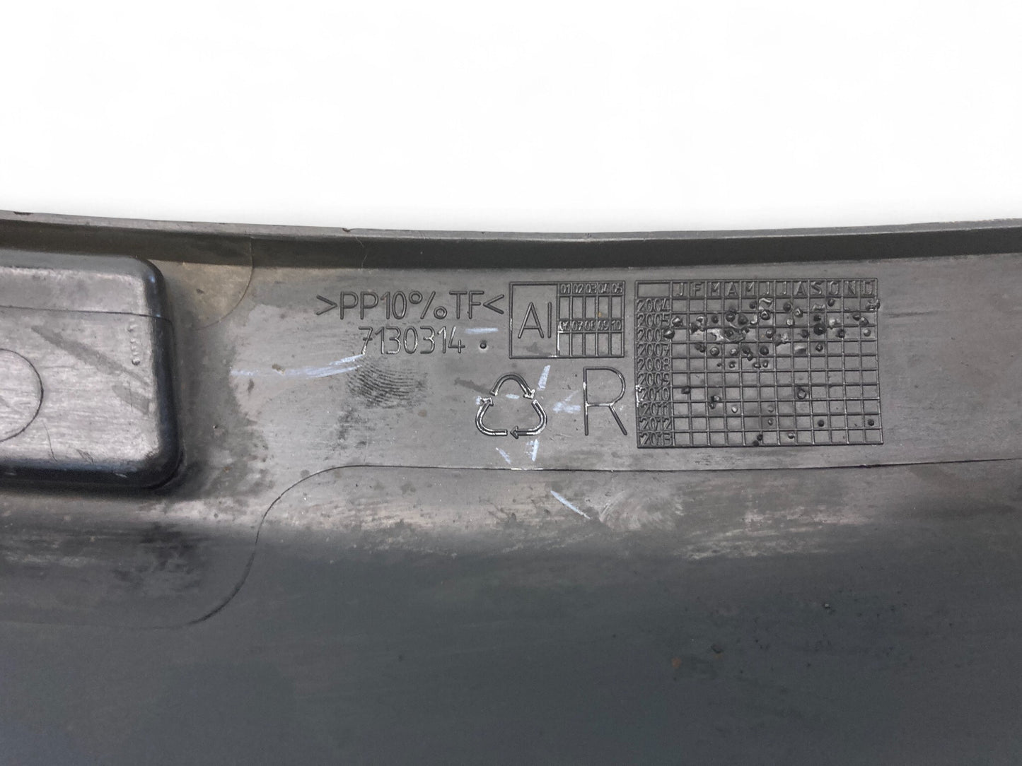 Mini Cooper Right Front Bumper Outer Spoiler 51117130314 05-08 R50 R52 518