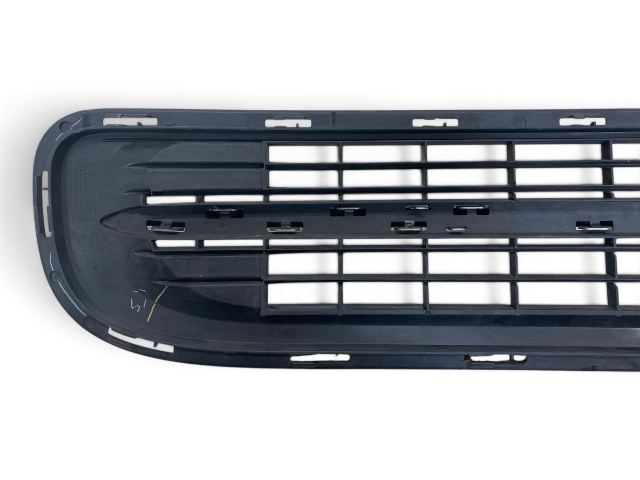 Mini Cooper Base Front Center Lower Grille 51117250785 11-15 R5x 547