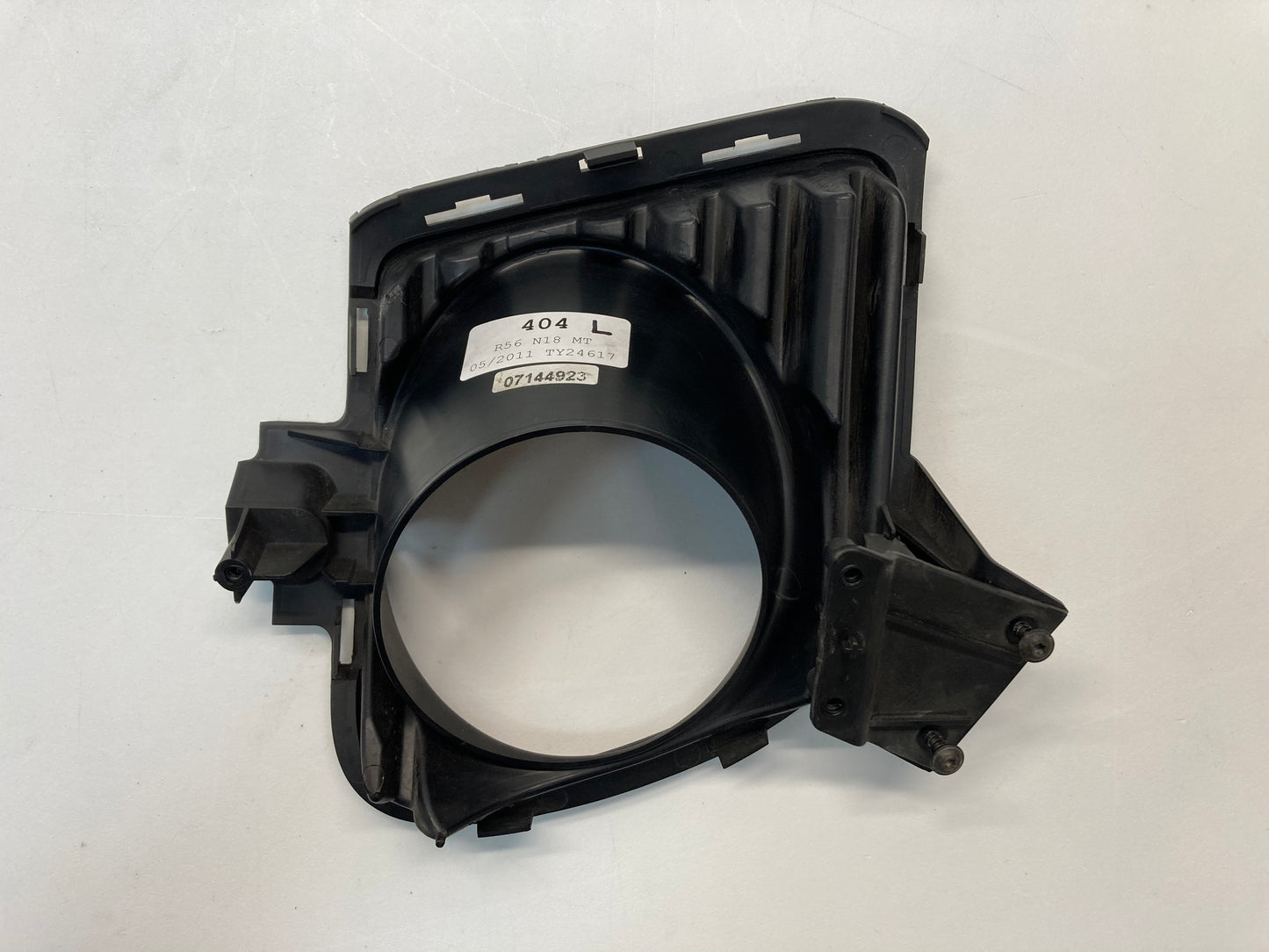 Mini Cooper Front JCW Aero Bumper Light Trim Left 51117283347 11-15 R5x