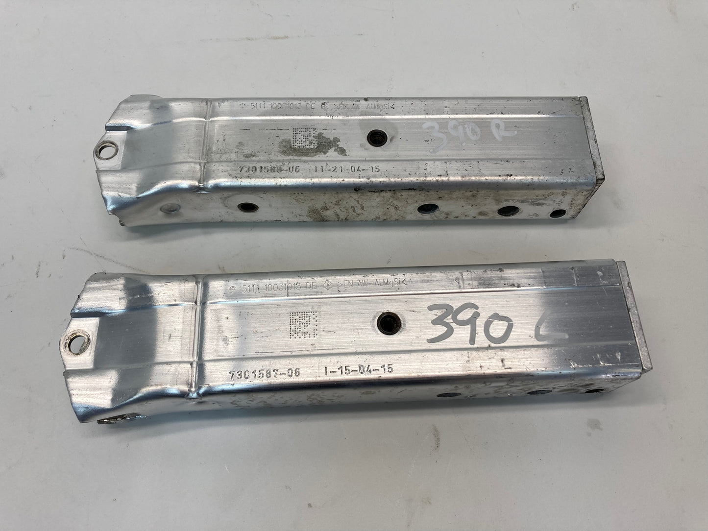 Mini Cooper Front Bumper Lower Deformation Mount Pair 51117301587 51117301588 F55 F56 F57
