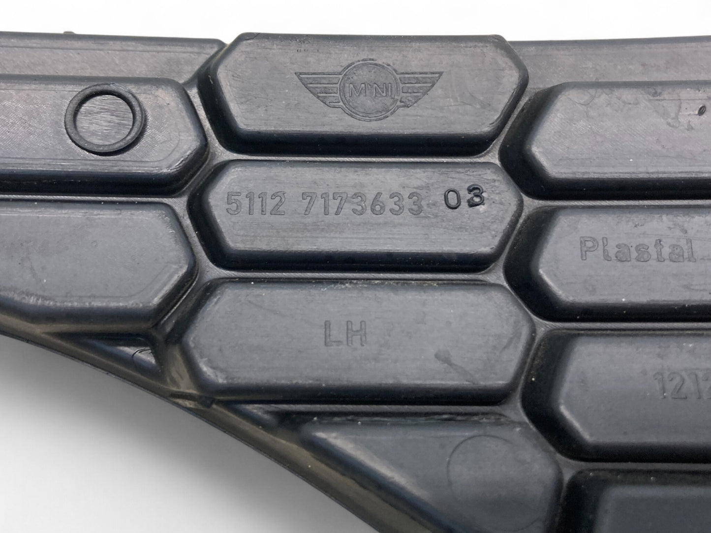 Mini Cooper S Left Rear Bumper Grille 51127173633 08-10 R55